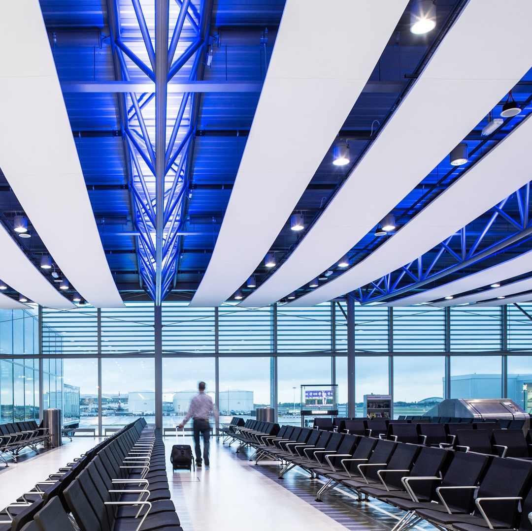 Heathrow Airport tweet media