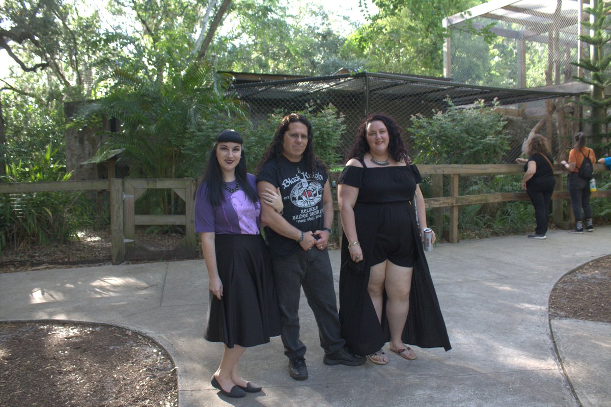 Centralflzoo's tweet photo. Tonight is the night for Sunset at the Zoo! Starting at 5 p.m., adults can relax with their friends at the Zoo, plus enjoy beverages and food for purchase, play games and more. Tickets are $5 online, and $7 on-site. https://t.co/oh3Xfnwxhc #CentralFloridaZoo #SunsetAtTheZoo https://t.co/6JoivGt51C