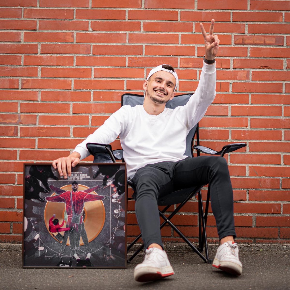 Tom_dcstr's tweet image. On l’a ramené à la maison ... 📀 

Merci encore @DaUzi270 @v2v_industry 🙏🏻