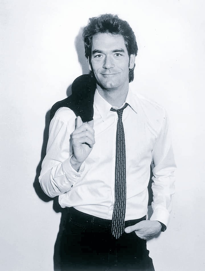   Happy birthday  Huey Lewis (Born: Hugh Anthony Cregg III; July 5, 1950) 