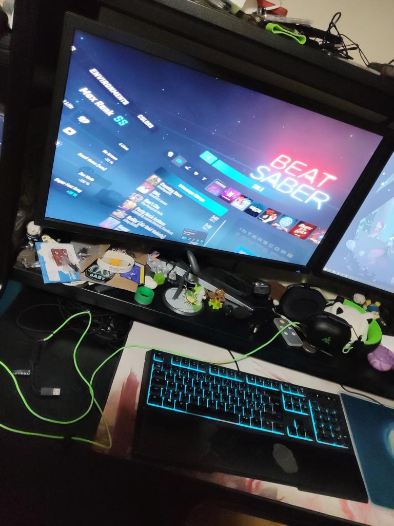 Viktor Schmuck tweet media