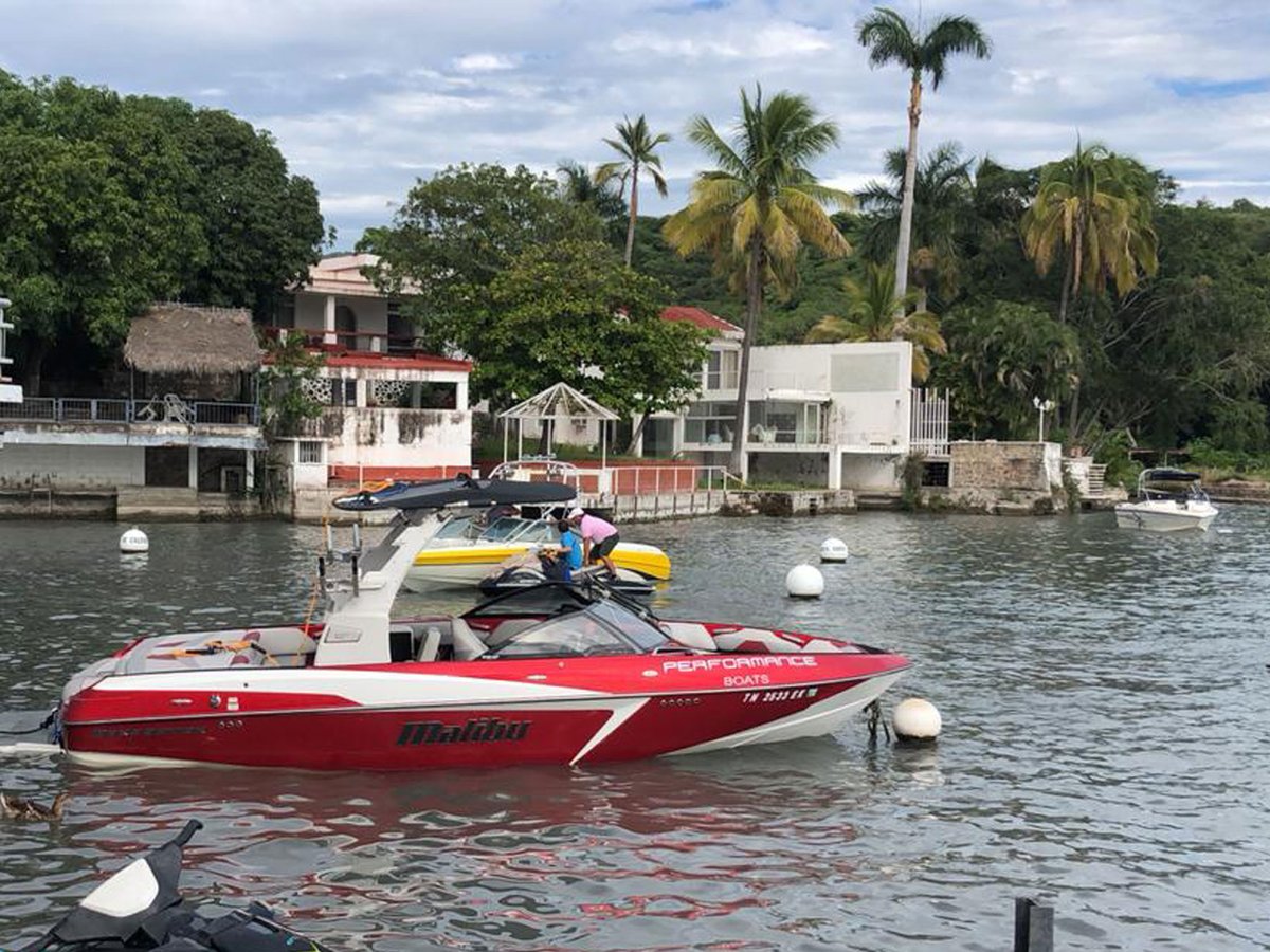 wakeboardmx's tweet photo. Yates, Veleros y Lanchas en Venta
Pensión
Consignación
Mantenimiento

📲WhatsApp (55) 2957 1757🏄🏽‍♀️

https://t.co/b30h9aydAE

#wakeboard #ski https://t.co/ctBSyFvR18
