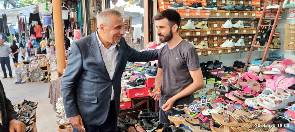 abdullahbasci's tweet photo. Bugün bölge ziyaretleri kapsamında parti mensuplarımız ile birlikte  Adıyaman sokaklarında yürüdük. Esnafımızın işleri hakkında konuşarak bizden beklentilerini dinledik. Bu vesile ile kendimizi anlatma fırsatı bulduk... https://t.co/dADqtSthuK