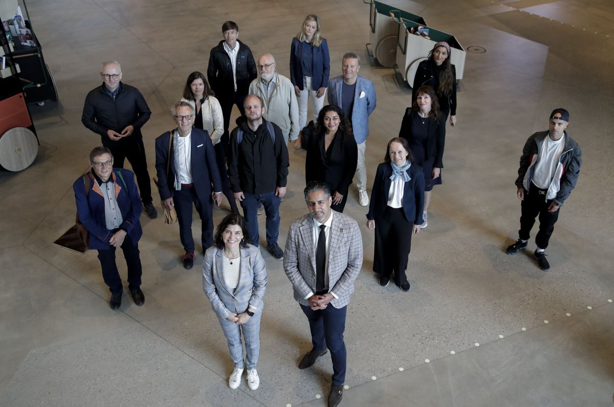 liker hvordan Magdi tar tydelig avstand fra alle andre