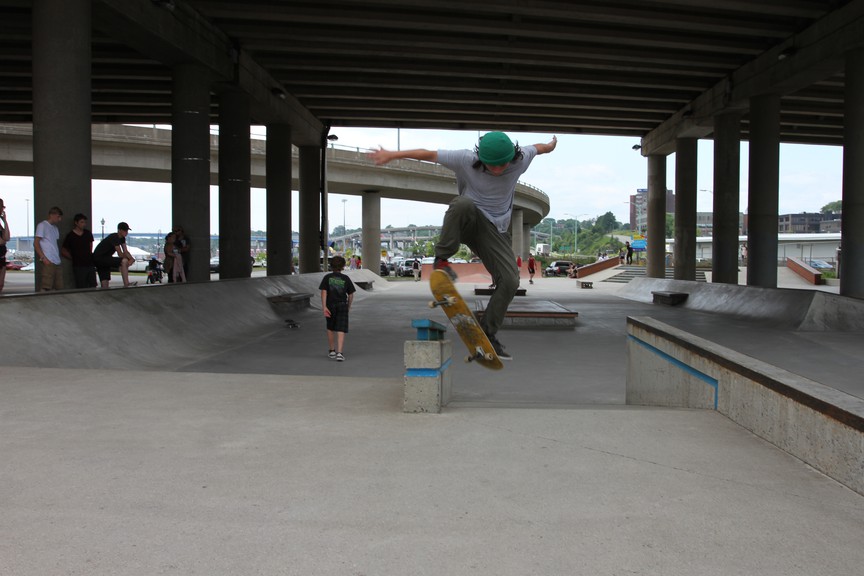 Boarders want town skatepark revived https://t.co/yW2Ui3ff4N https://t.co/Wb0BT5YKLD