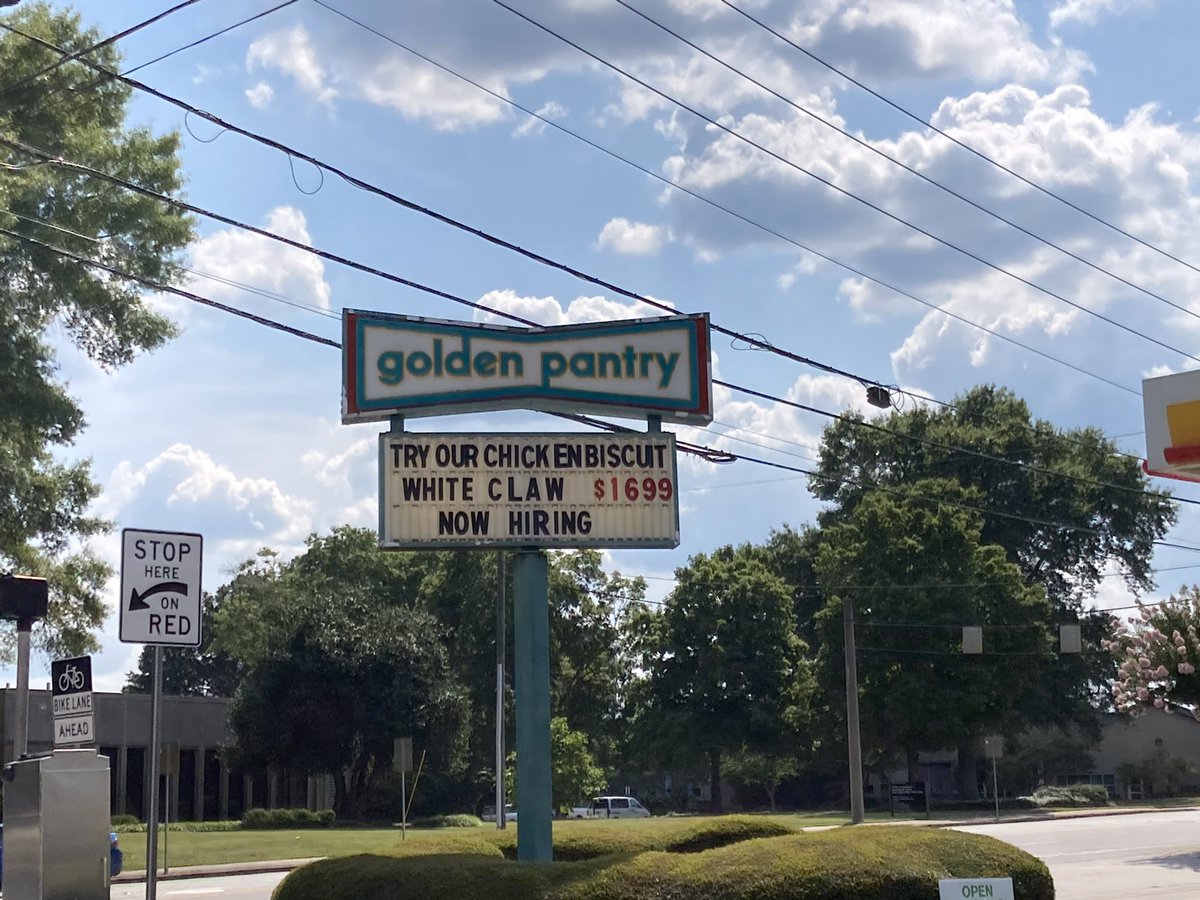 neilaglet's tweet photo. is this a regional flavor https://t.co/BD29gm8SVq