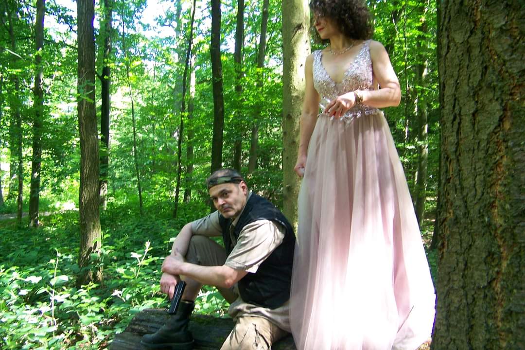 Das Wetter spielt leider nicht mit. Wegen drohendem Unwetter haben wir unsere Premiere RÄUBER! Nach Schiller im Bopser Wald auf 16.Juli verlegt.

🌧️⛈️🌧️

#Stuttgart #Theater #Kultur #Theatertwitter #Premiere