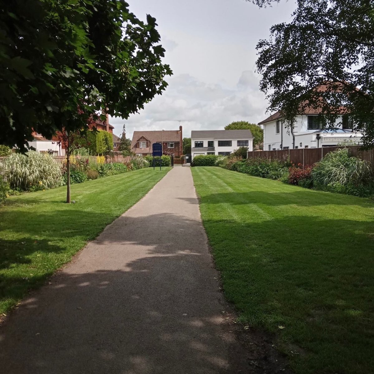 Our Streetscene team are making the most of some dry weather and are in the process of removing the autumn bedding and replanting with a mixture of summer annuals and herbaceous plants. Stanley Park and Osbourne Gardens are well worthy of the newly awarded Green Flag.