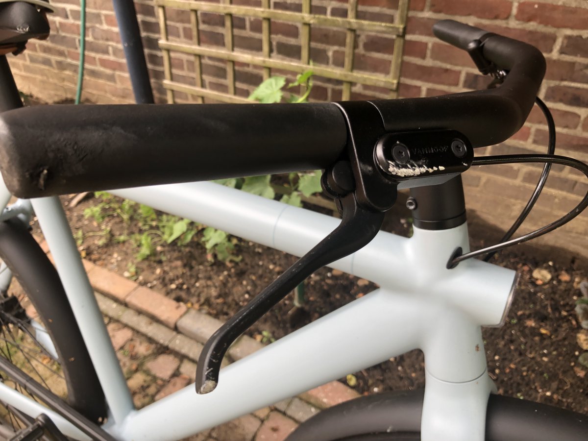 VanFooBar tweet media