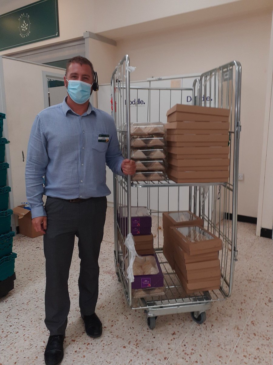 RomaniLil's tweet photo. @Morrisons when a local school rang us in a panic to say they had no lunch facilities today we did what we do best.. we stepped up and made 250 sandwiches and had them ready half hour before lunch!
#feedingthenation 
#outstandingservice
#teamvictoria https://t.co/Knb1jdsYnM