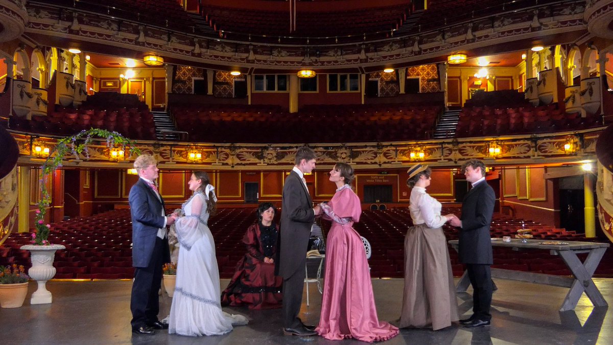 Oscar Wilde's The Importance of Being Earnest takes to the digital stage until 16 July. Performed &amp; recorded at <a href="/SundEmpire/">Sunderland Empire</a> to raise money for <a href="/ActingforOthers/">Acting for Others</a>, helping to secure the future of the UK’s talented pool of artists &amp; creatives. 
For Tickets 👉stream.theatre