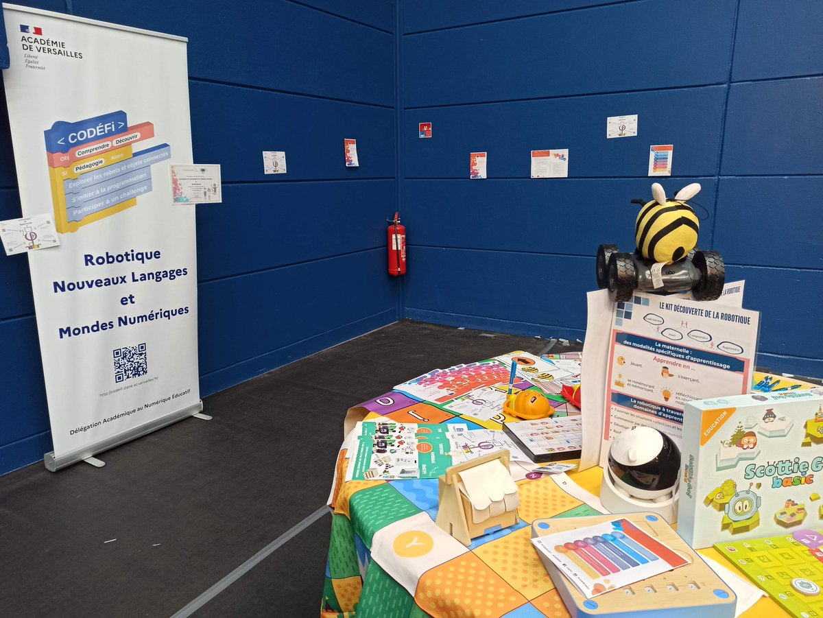 ToucheLaurent's tweet image. Partager la découverte d&apos;outils pour faire la classe :  des robots ?des automates ? Mais pas que ....  #ageemEpernay2021 #coding #programmation #robotiqueeducative #maternelle #codefi #ageem2021 @CodeWeekEU @acversailles @classeTICE @DANEVersailles @CyrilChartr
