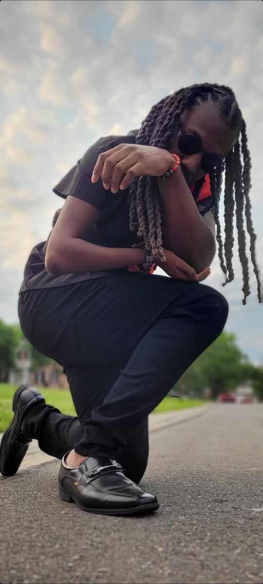 OfficialSkym1ke's tweet photo. Always feel good about yourself. Especially when you look good doing it. #CerebralPalsy #disabled #MelaninMonday #FGC #FailGang #FeelingGood #BlackLivesMatter https://t.co/FUUivdreIm