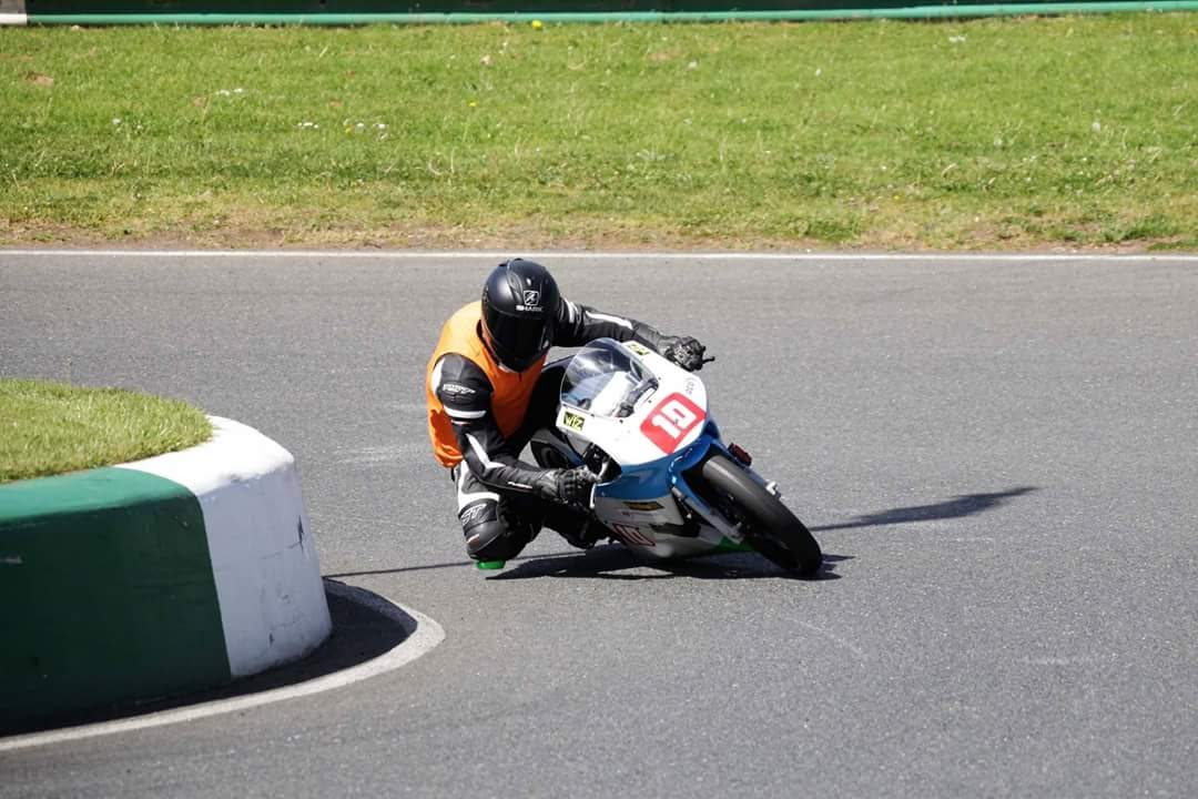 50ccRacing's tweet photo. Warren Atkinson
50cc Mallory Park https://t.co/po2Fqr8TnV