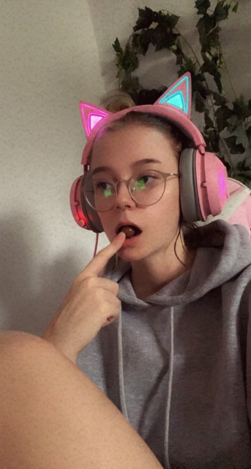 Sorry guys, i will not be today on stream. I have videos to edit and im getting very tired also. But