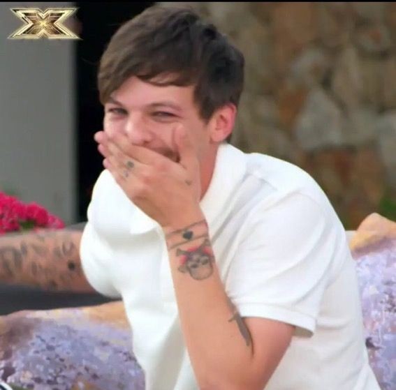 PaliBluegreen's tweet photo. Louis Tomlinson es todo lo que está bien, ayer, hoy y mañana, siempre será lo mejor que nos pudo haber pasado. https://t.co/kCSHs55rBK