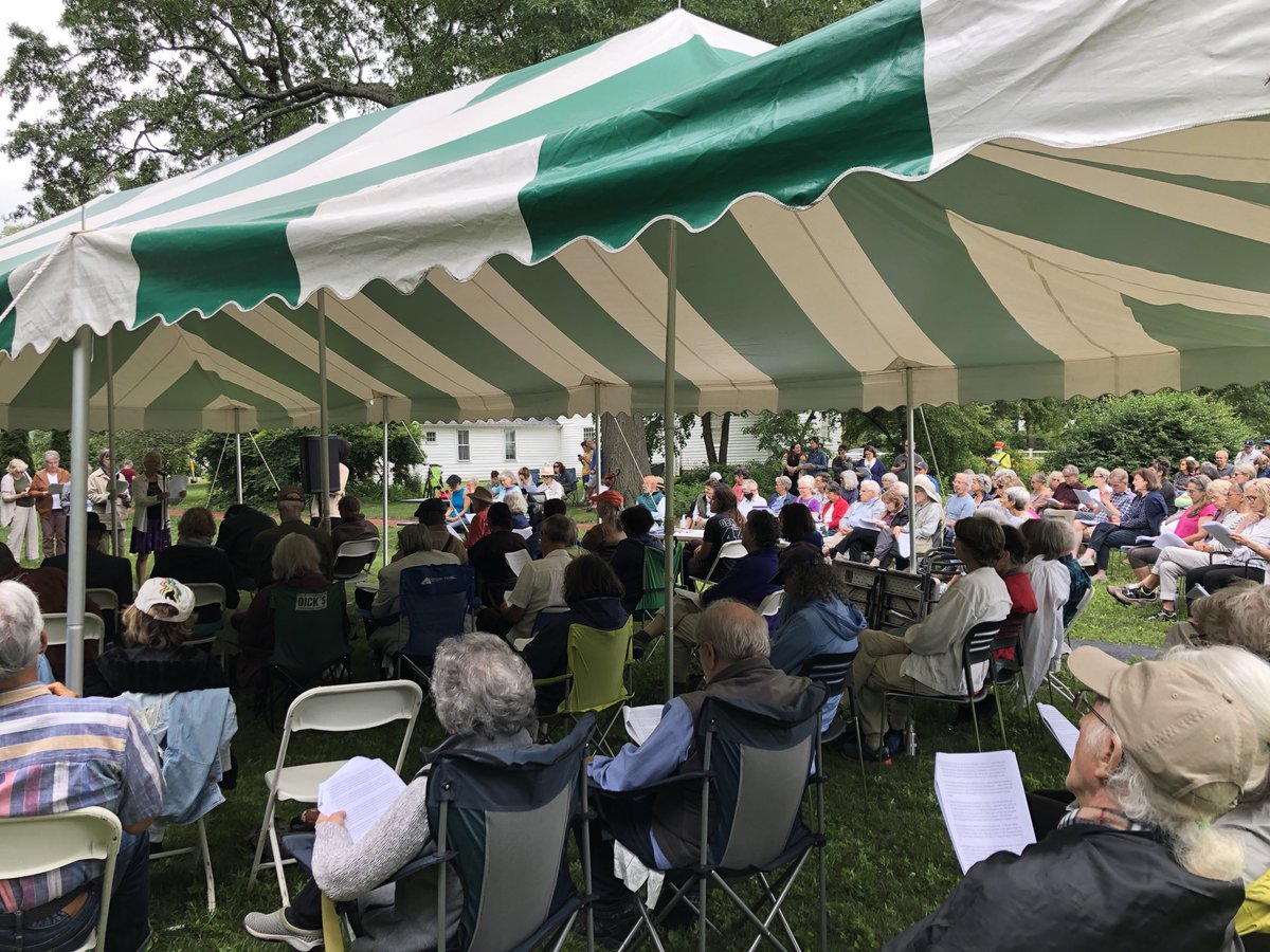 Great crowd and readers at ⁦<a href="/NorthamptonMA/">City of Northampton</a>⁩ #RFDT21. Thanks ⁦@SabadosaMA⁩ for co-hosting with ⁦<a href="/northamphistory/">Historic Northampton</a>⁩ ⁦<a href="/ForbesLibrary/">Forbes Library</a>⁩ ⁦<a href="/PVWC1/">PVWorkersCenter</a>⁩ Ruggles Center, Sojourner Truth Institute and so many ⁦<a href="/MassHumanities/">Mass Humanities</a>⁩ hometown partners. #mapoli