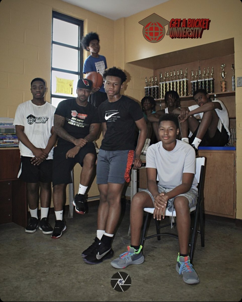 GetABucketU's tweet image. 