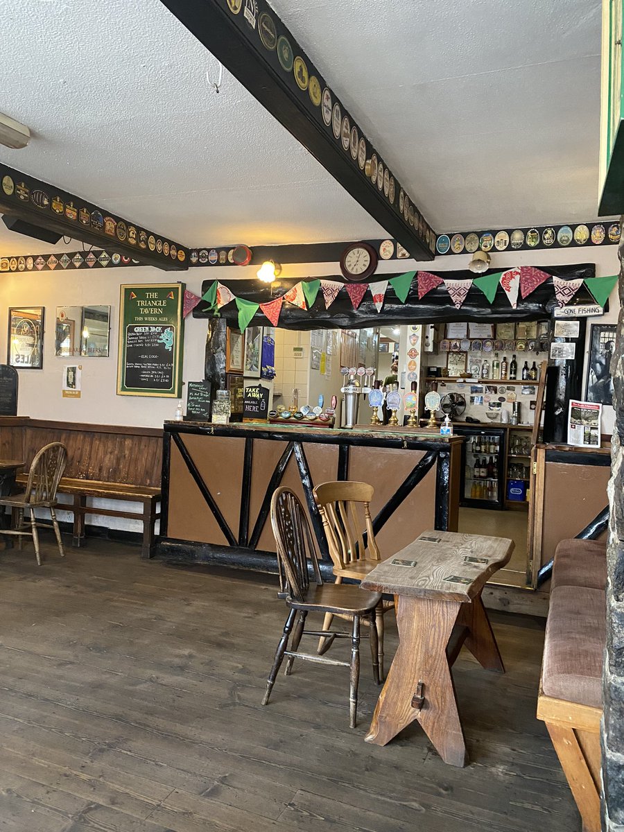 CAMRA Young Members (@camra_ym) on Twitter photo We’re checking out <a href="/greenjackbrew/">Green Jack Brewery</a>’s pub <a href="/thetriangletav/">The Triangle Tavern</a>!! #camrafuture #saveourpubs We’re checking out <a href="/greenjackbrew/">Green Jack Brewery</a>’s pub <a href="/thetriangletav/">The Triangle Tavern</a>!! #camrafuture #saveourpubs