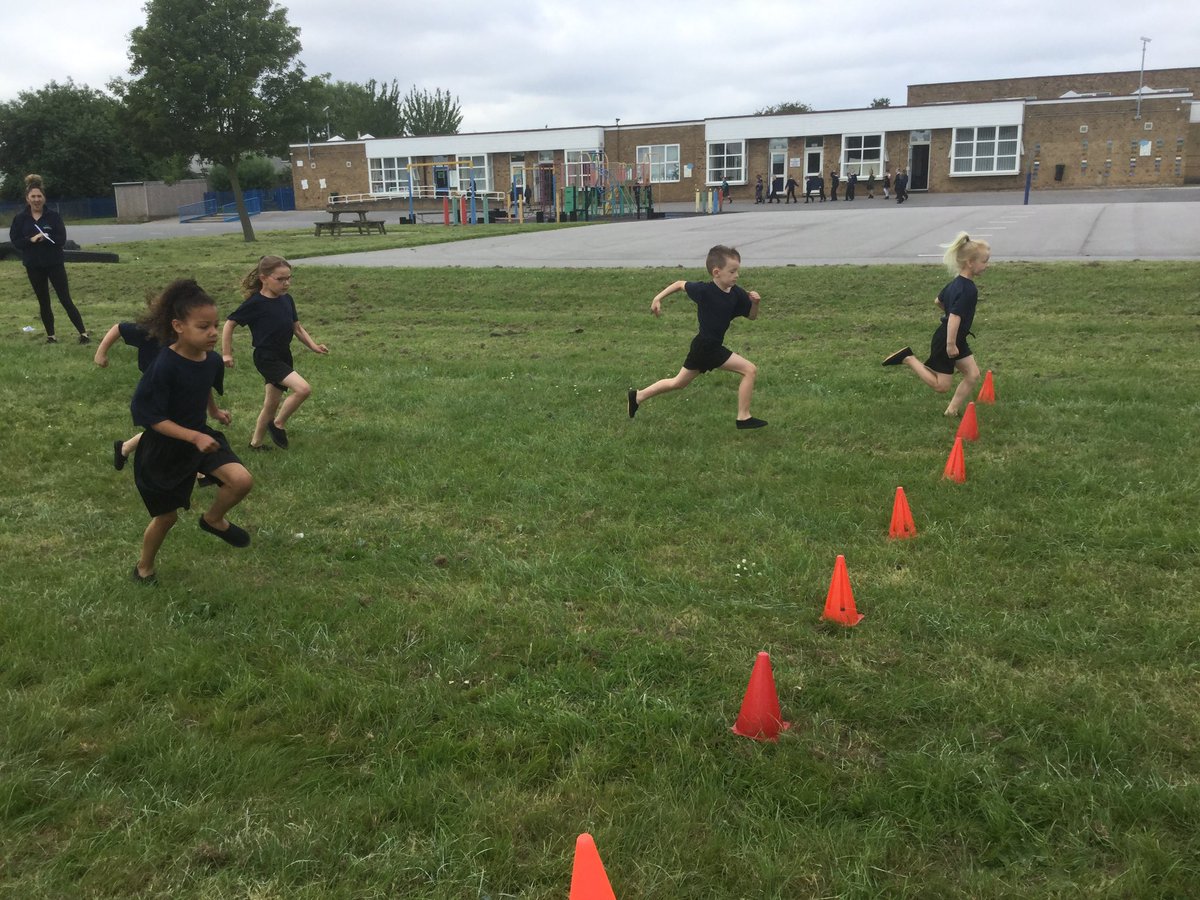 BeechHighlands's tweet photo. Outstanding effort from year 1! Well done!! 👏🏼👏🏼👏🏼 https://t.co/LGkRcmu7l3