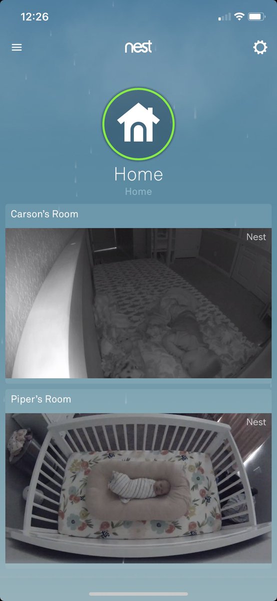 _mirandaaaaa's tweet photo. Both kids are napping in their rooms at the same time and my award was getting to shower (including washing hair and shaving!!) without a tiny human screaming in the bathroom for the first time since Piper was born 🥲 I feel like a new person https://t.co/2KWZa0cAD6