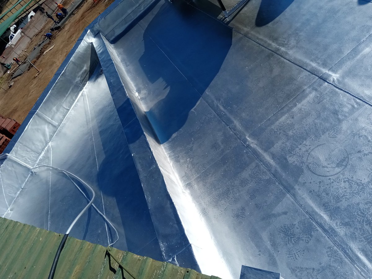 Alignaups's tweet photo. Torch-on waterproofing completed and signed off. #torchon #waterproof #waterproofing #rooftop #torchonwaterproofing https://t.co/kvl3yNumuM