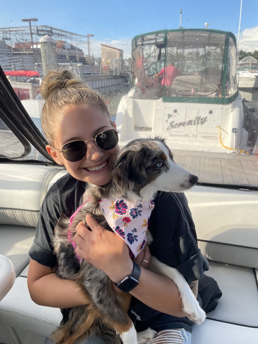 madisonnwilhelm's tweet photo. Guys I’m sorry I love my dog. https://t.co/5QDvqzISOL