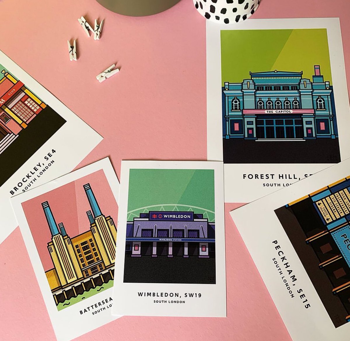 S_LondonHistory's tweet image. 🌟 SUBSCRIBE &amp;amp; WIN 🌟

Be one of the first 50 subscribers to my new, weekly #heritage &amp;amp; #history events email for a chance to win an A4 slice of South London by Catford’s very own #ChinChinPrints! As stocked in Liberty and seen in Telegraph 🤩.

Sign-up👇
bit.ly/slhsubscribe