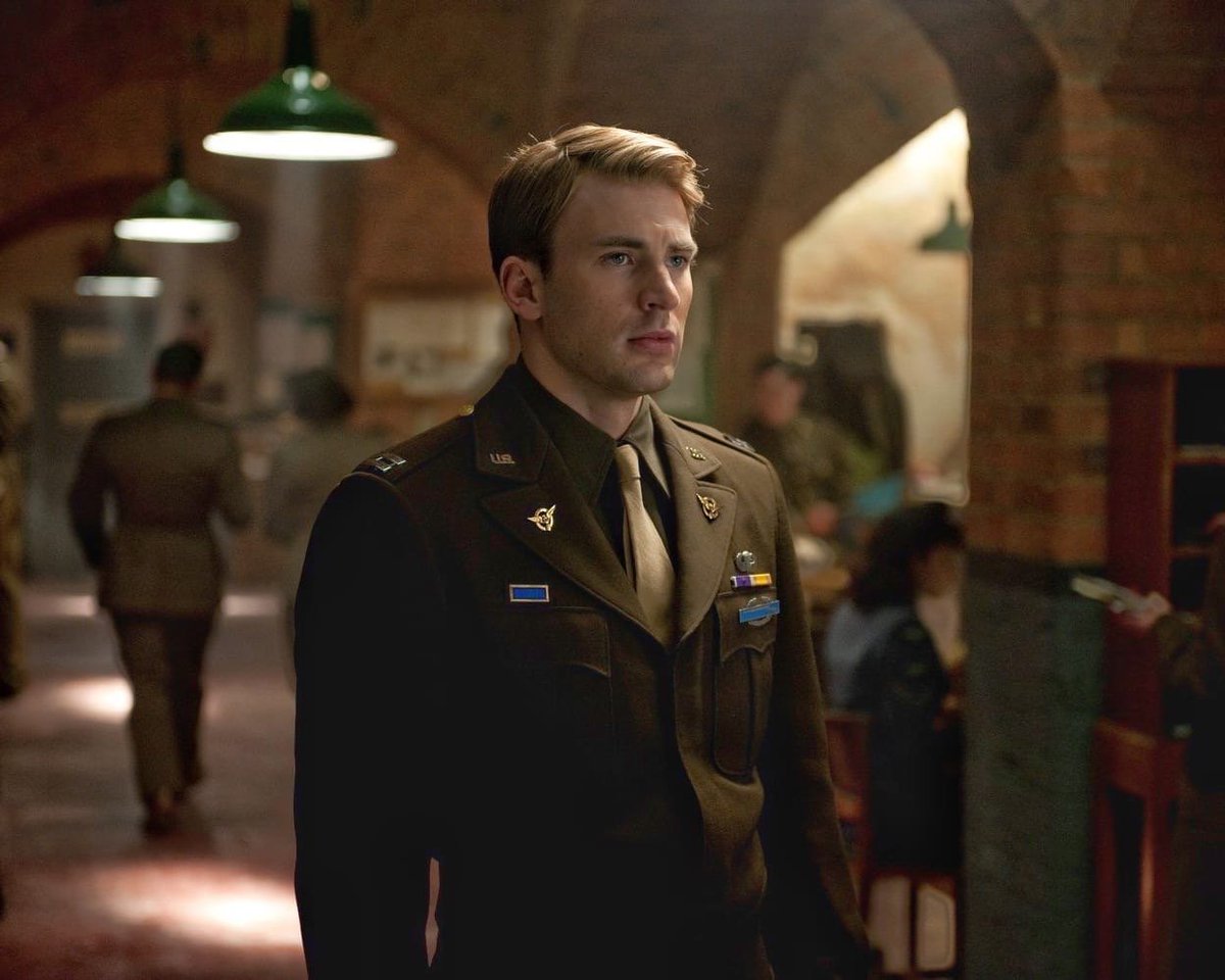 Стив роджерс первый мститель. Первый мститель трилогия. Почему первый мститель. Почему первый мститель. Почему первый мститель.