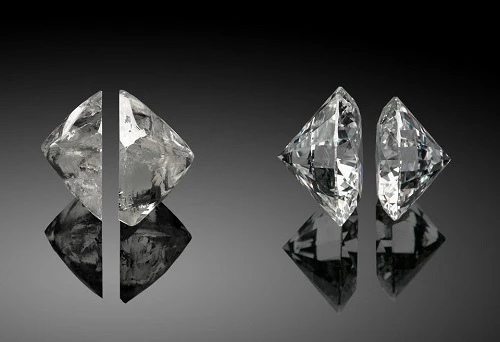 EquityDiamond's tweet photo. #KnowYourDiamonds #Shapes7 #Cleavages2
2-Some cleavages highlight a #strained diamond & can be shown by use of a #polariscope and need specialised craftsmanship as they may break on #sawing. It takes time to study how best weight can be recovered from a cleavage.
@Mining_Zimbabwe https://t.co/KUwU4kkNWg