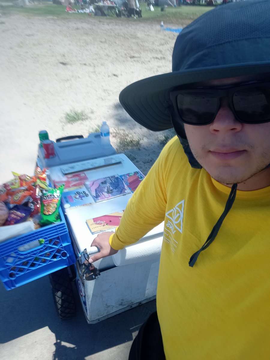 No estoy donde quisiera estar pero ya mero llegó, acuérdense que el oro se encontró picando piedra.