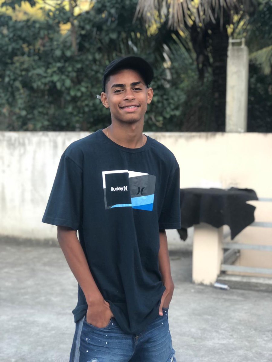 passos0505's tweet photo. Vivendo no auge 🤩👑 https://t.co/i4jBRjPjF6
