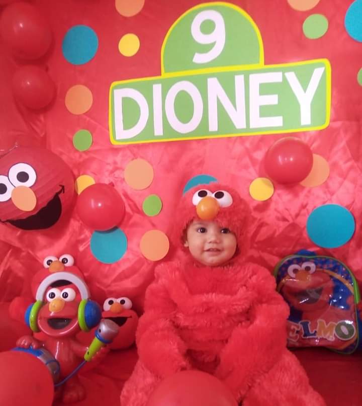__ElizabethBM's tweet photo. #Elmo @Sesamo 
Eres lo mejor que me ha pasado!!! 
Dioney Briones❤ https://t.co/pHMYTQK8cF