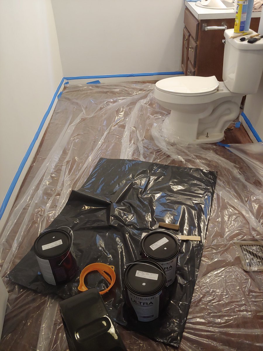 MandaAiley's tweet photo. We began painting the bathroom ceiling today and got 1/3 of the curtains for our living room last night. My sister said we should just be the "naked neighbors". But I think we'll keep buying curtains for now.
#NewHouseStuff https://t.co/H0CQMi8EUO