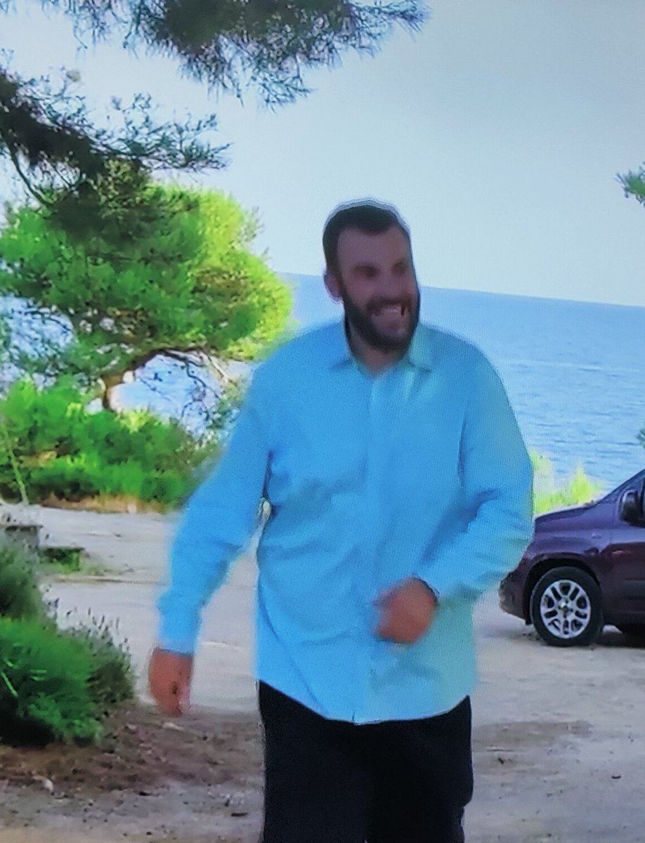 68AlexBEFL's tweet photo. Quel bonheur de retrouver
@LaurentOurnac #campingparadis et @PatrickGueOff #Parizo
toutes l'équipe avec en éclus @PatSebastien maréché dans l'âme @TF1 https://t.co/rPT9GJ0ajE