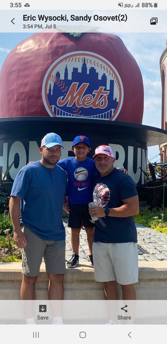CoachOsovet's tweet photo. Feels good to be back with my little guy for his 1st METS GAME!!!!
#LGM https://t.co/hEP7S3Xfhn