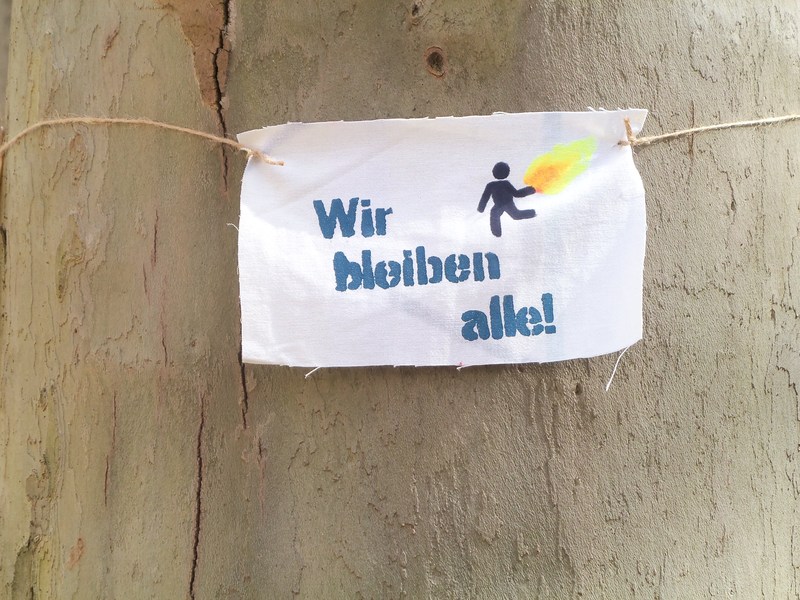 Mieter:innen in #Neukölln vereinigt Euch gegen #Verdrängung und den #Ausverkauf unserer #Kiez|e! Auf die Straße zur #Demo am 6. Juli  um 17:30Uhr vor der #Hermannstr48 Ziel: <a href="/FinowEckeWeser/">Finow_Ecke_Weser</a> über <a href="/Weise16B/">Weise16Bleibt</a> , <a href="/syndikat44/">Syndikat</a>, @Herflug224_49 &amp;
<a href="/Anzengruber24/">Anzi24 - Neues #Vorkaufsrecht!</a> mit Topf,Deckel, Maske!