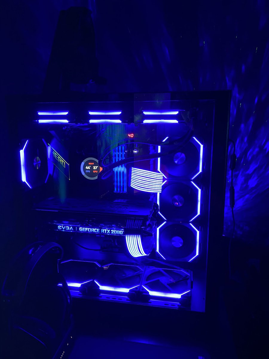 FischerGaming's tweet photo. SETUP 🔥🔥🔥🔥 https://t.co/jry4S3qwBu