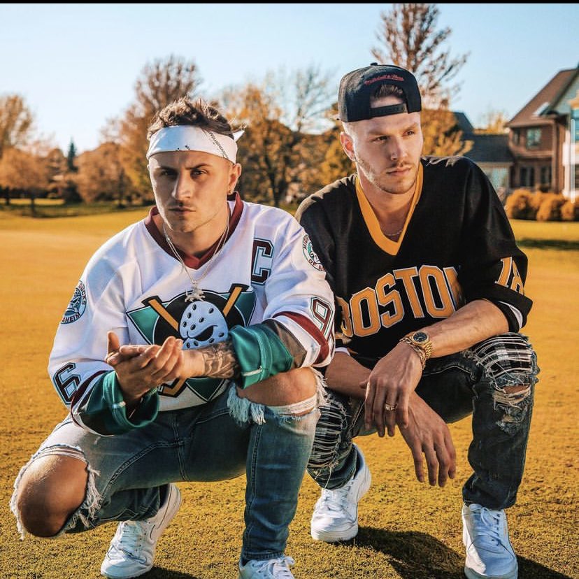 Round2Crew tweet media