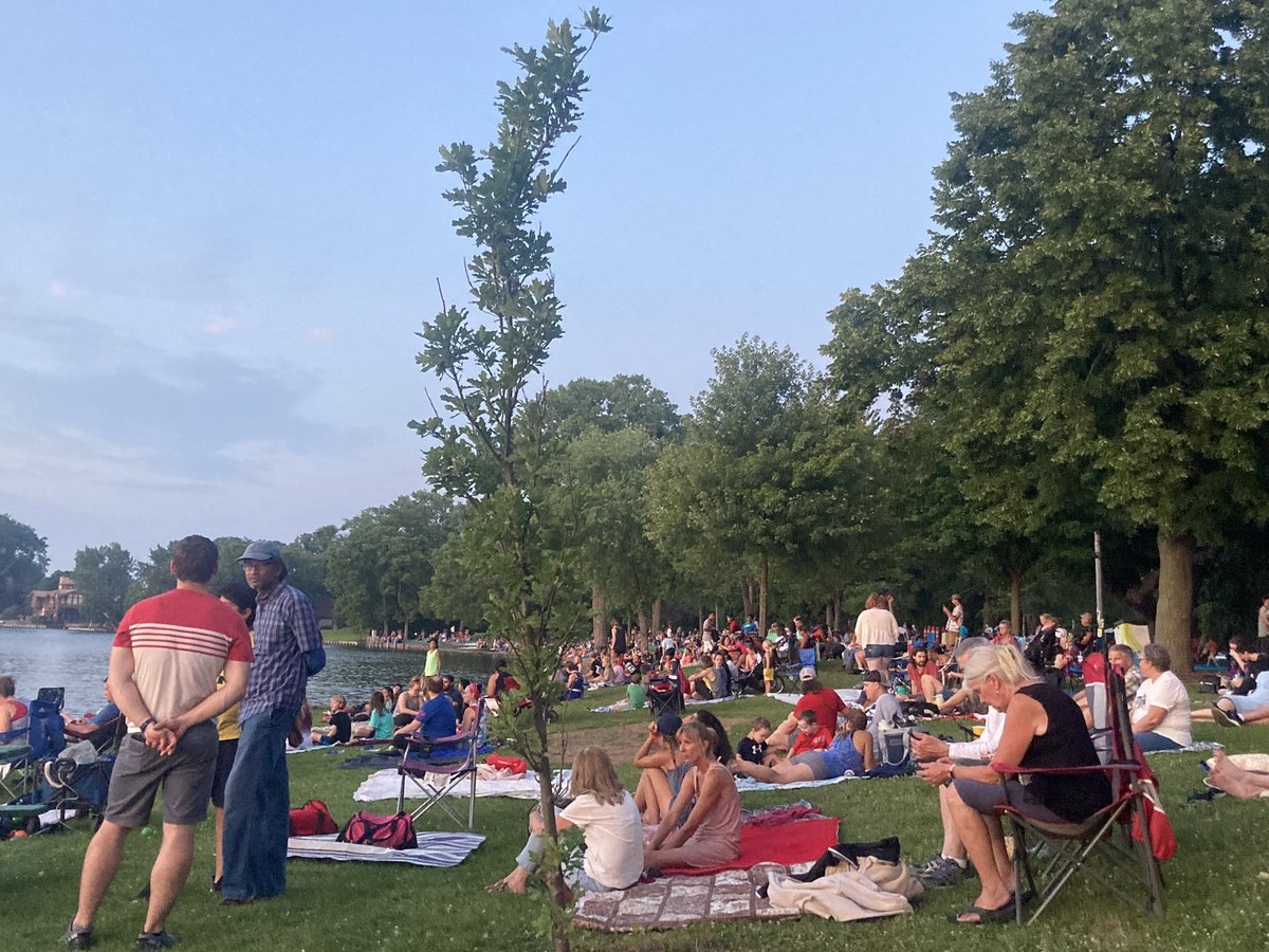 Gding35's tweet image. How it started:             How it’s going: