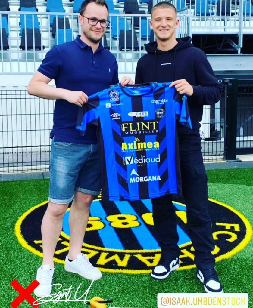 BestWay_Soccer's tweet photo. ✅ Officiel 🖋⚽️
BestwaySoccer et moi même sommes très heureux de vous annoncer le transfert de Isaak Umbdenstock de Sochaux au FC Chambly en National
Bonne chance Isaak et encore félicitation.
@archad167fr @lionel_bestwaysoccer_ @cisko__nganga41 @bestway_soccer @fcsm_officiel … https://t.co/V9k7YQqler