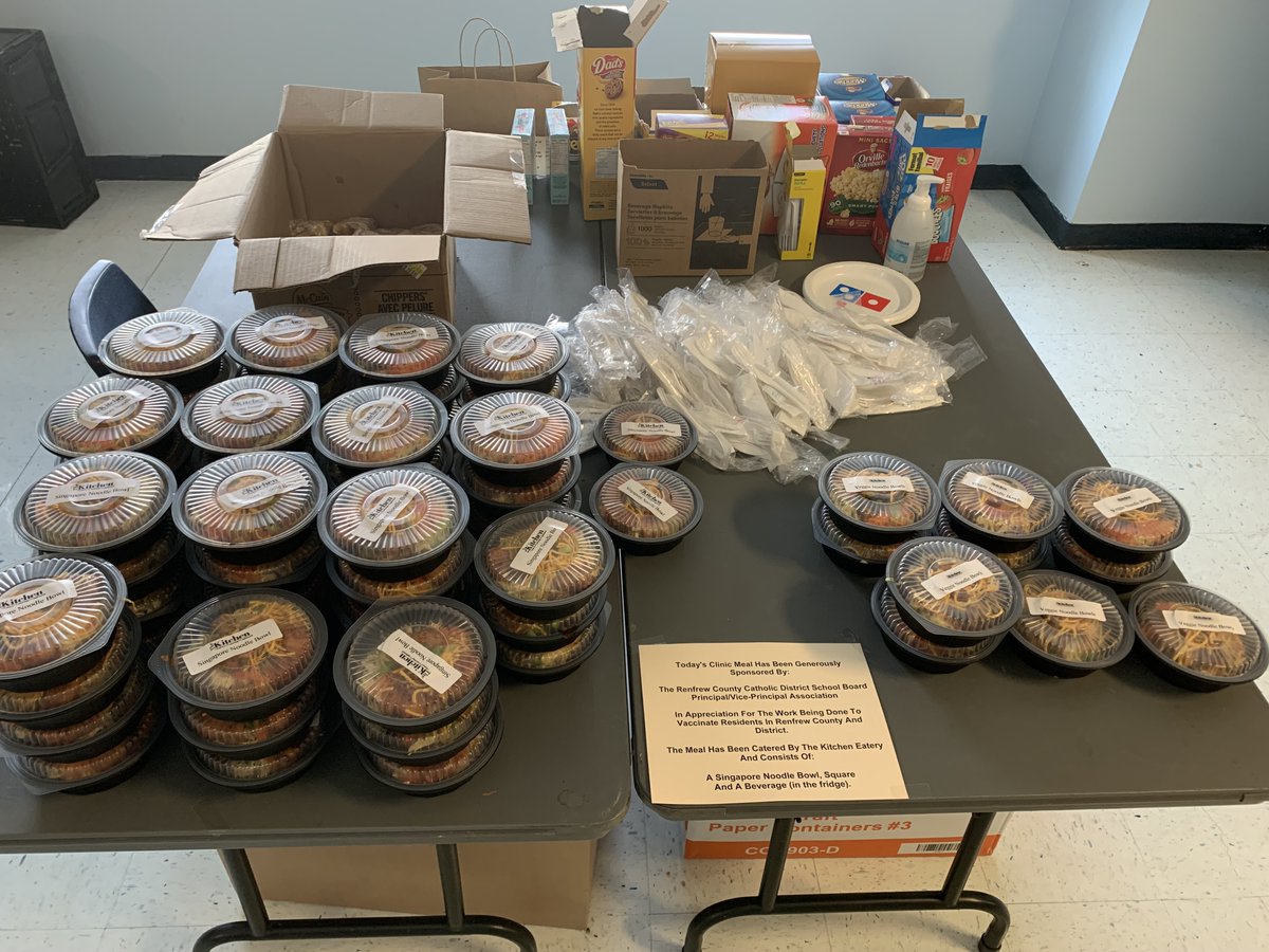 A HUGE Thank You to the Renfrew County Catholic District School Board Principal/Vice-Principal Association for sponsorship of today's lunch for the Clinic Team at the Pembroke Memorial Centre as a token of appreciation for the work being done to vaccinate those in our community.