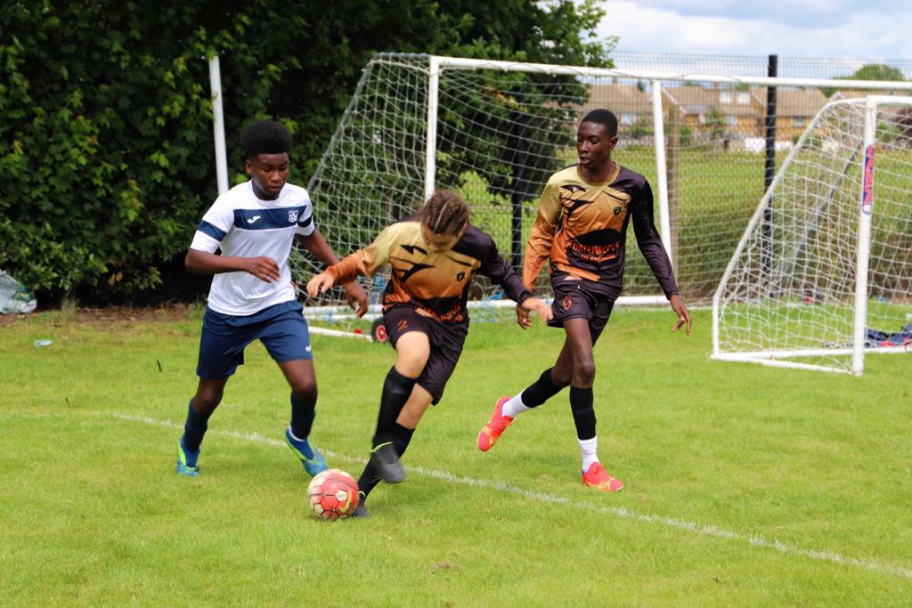 Gold Panther Dagenham FC U14s tweet media