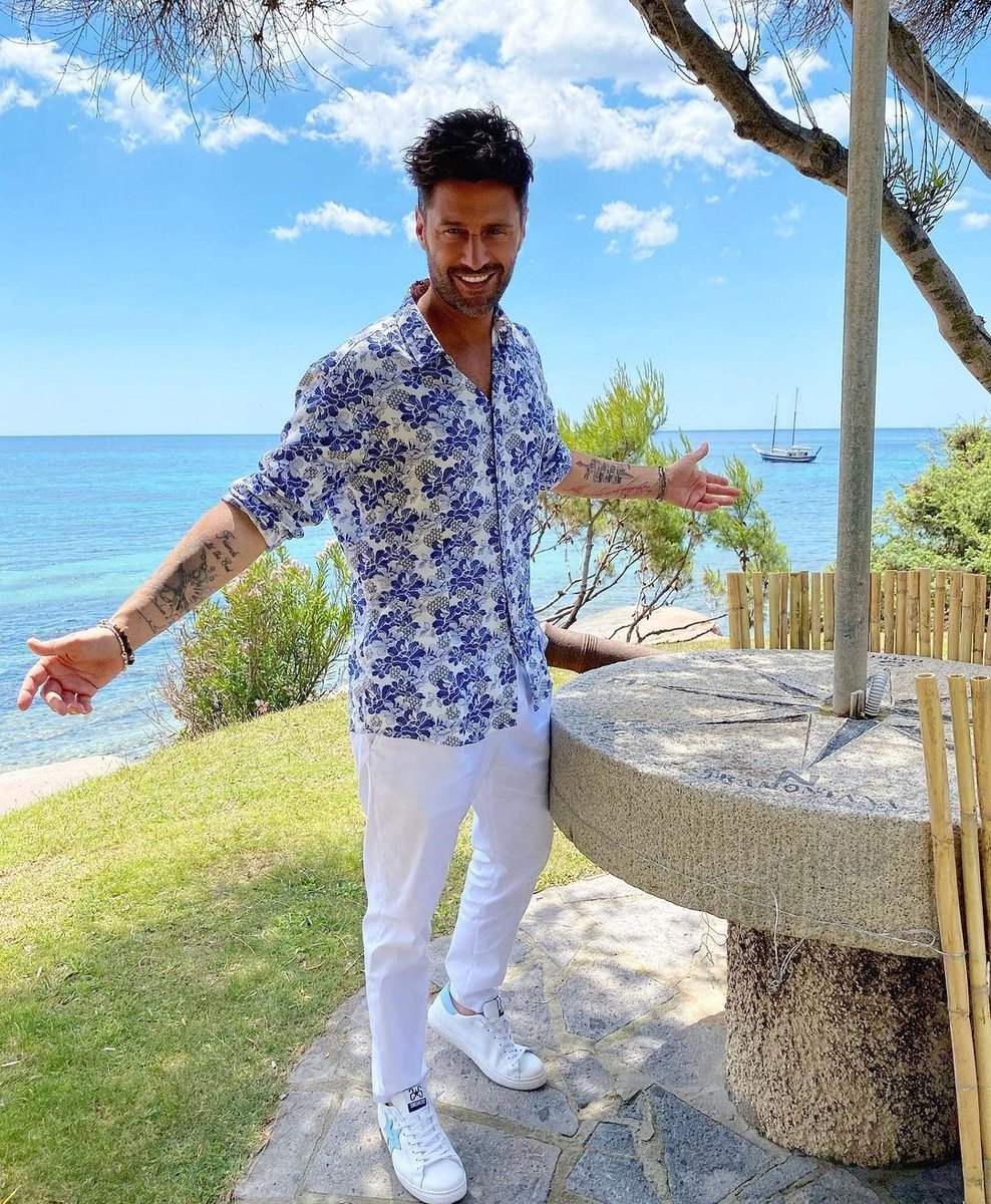 Giusy_Ultimo's tweet photo. tweet di apprezzamento per l'unico che merita in questo programma FILIPPO BISCIGLIA #TemptationIsland https://t.co/Eidaui2P2l