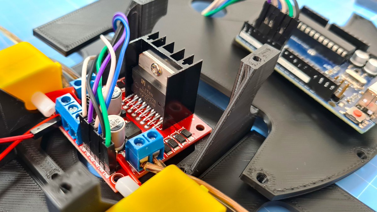 IngeniaKids's tweet image. ¡Empezamos los cursos SummerTech! Diseño y Programación Web, Diseño e Impresión 3D y Electrónica Digital con Arduino a partir de 10 años 👩🏻‍💻⚙️

#STEAM #SummerTech #IngeniaKids #Cáceres