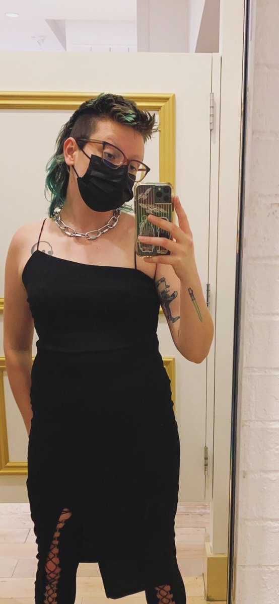 flealick420's tweet image. oldest selfie on ur phone vs newest - just a couple of femmes out on the town