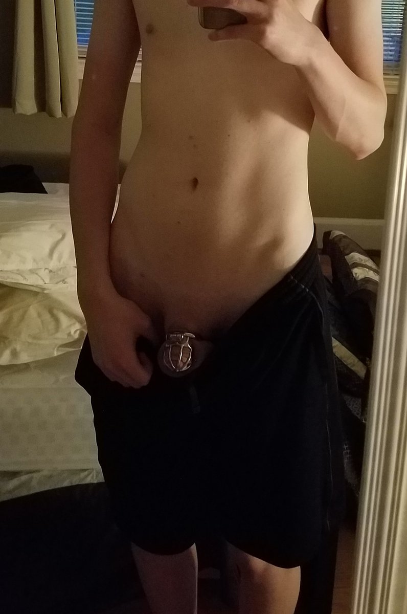 fagslave01's tweet photo. When the college-aged dom who's been anonymously breeding you orders pics, you stop what you're doing and obey. 😈 #gayslave #teamlocked #chastity #cagedslave #cagedfag #cagedsub #slaveass https://t.co/mzWkfgnROg