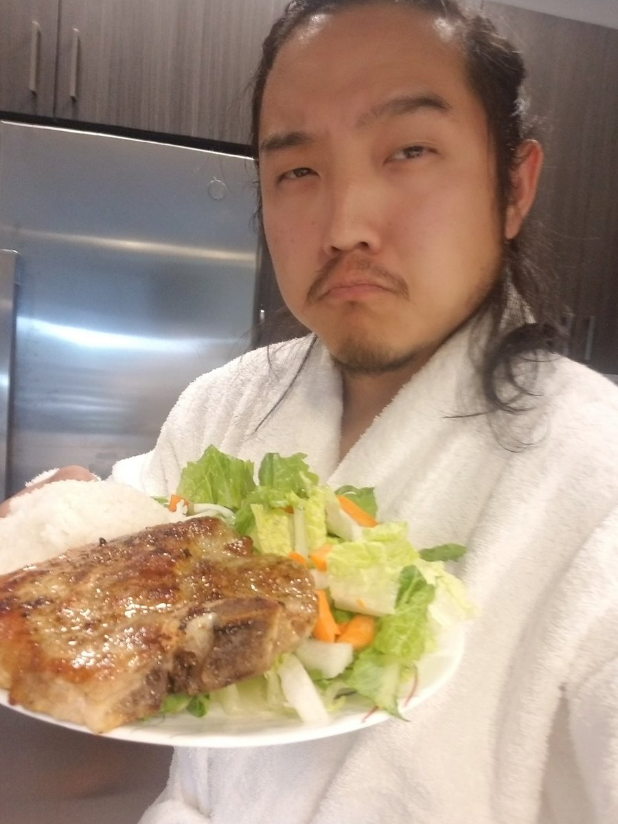 TheDaBoki's tweet photo. Thank you @MapleStory for this amazing bathrobe. I had to cook porkchops in it because it felt like the right thing to do https://t.co/DFzADpB39p