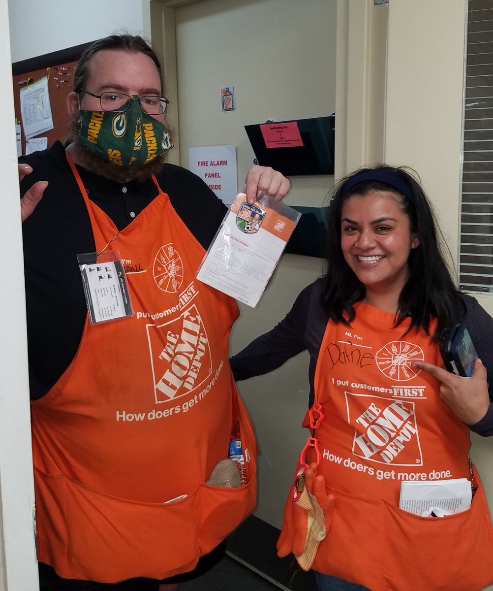 HomeDepotSasquatch (@homesasquatch) on Twitter photo Braden and Randell getting well-deserved recognition for showing what good looks like every day! Braden and Randell getting well-deserved recognition for showing what good looks like every day!