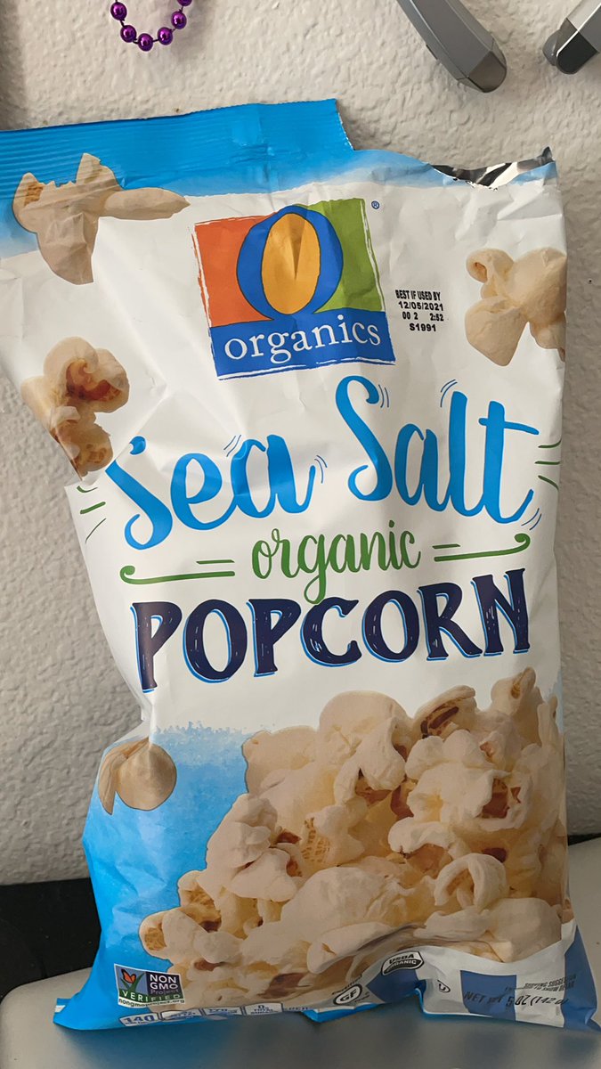 Derek Velez tweet media